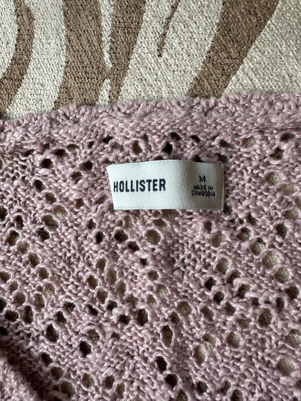Hollister Open-Stitch V-Neck
Sweater - Light Pink Lace Knit Long-Sleeve Top - Picture 3 of 5
